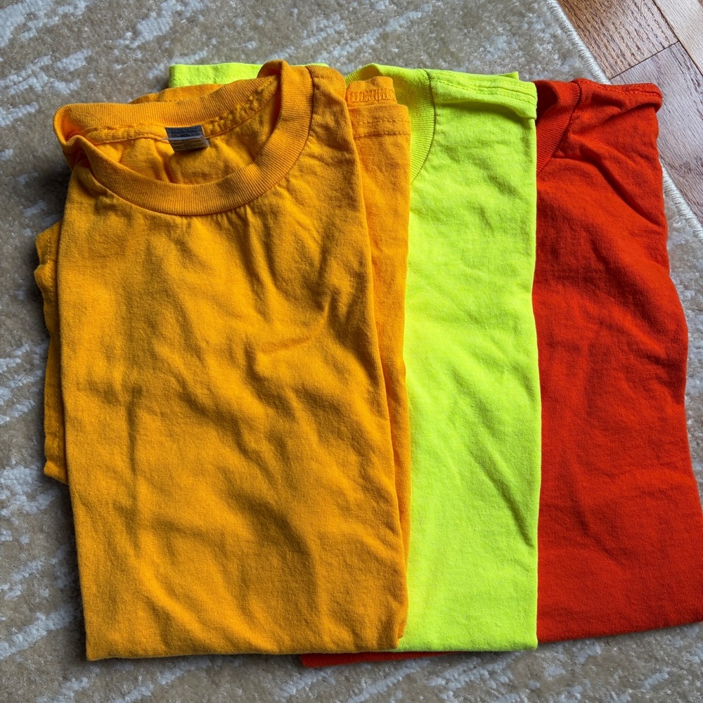 Three Neon Gildan Never Worn Men’s Cotton Tees